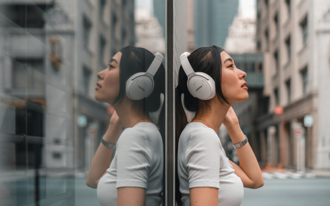 3 Highly Rated Over the Ear Headphones Reviewed: An Expert’s Top Choices for Over-Ear Headphones