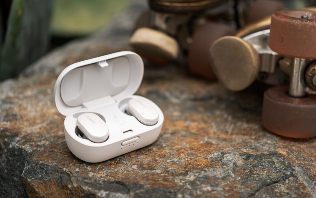 Are Wireless Headphones & Earbuds Worth It?